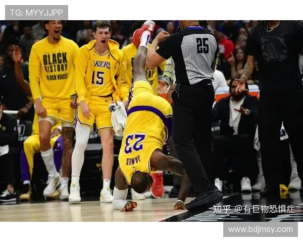 湖人对决快船精彩直播21场比赛全程回顾与分析